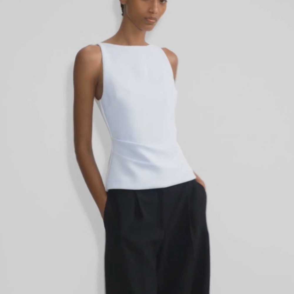 Babaton White FigureKnit™ Commons Top Large NWT